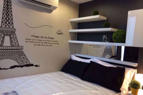 Condominio de 2 dormitorios en Khlong Toei, Bangkok, Tailandia № 77203 - foto 2