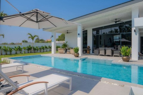 Casa de 4 dormitorios en Chiang Mai, Tailandia № 126105 - foto 3