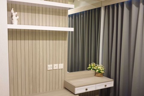 Condominio de 1 dormitorio en Phra Khanong, Bangkok, Tailandia № 76201 - foto 9