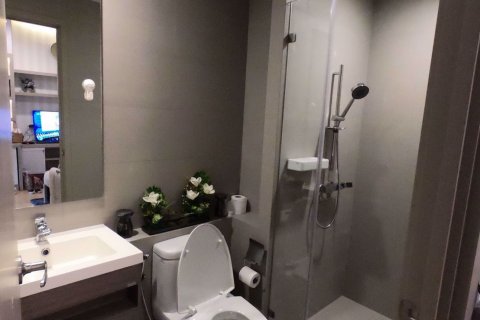 Condominio de 1 dormitorio en Phra Khanong, Bangkok, Tailandia № 76201 - foto 10