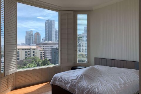 Condominio de 2 dormitorios en Watthana, Bangkok, Tailandia № 76197 - foto 4