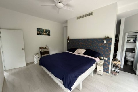 Condominio de 2 dormitorios en Phuket, Tailandia № 132425 - foto 5