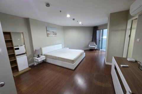 Condominio de 3 dormitorios en Bangkok, Tailandia № 132424 - foto 10
