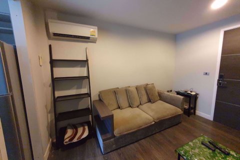 Condominio de 1 dormitorio en Watthana, Bangkok, Tailandia № 76591 - foto 2