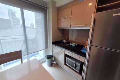 Condominio de 1 dormitorio en Watthana, Bangkok, Tailandia № 76591 - foto 4