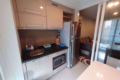Condominio de 1 dormitorio en Watthana, Bangkok, Tailandia № 76591 - foto 5
