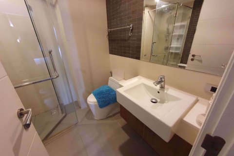 Condominio de 1 dormitorio en Watthana, Bangkok, Tailandia № 76591 - foto 8