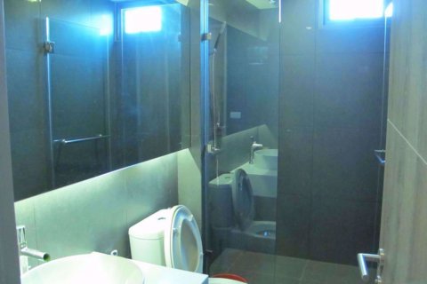 Condominio de 1 dormitorio en Khlong Toei, Bangkok, Tailandia № 76593 - foto 8
