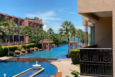 Condominio de 3 dormitorios en Hua Hin, Tailandia № 125088 - foto 4