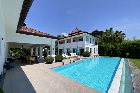 Casa de 4 dormitorios en Hua Hin, Tailandia № 125090 - foto 3