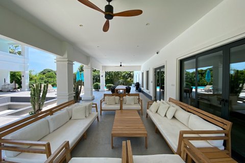 Casa de 4 dormitorios en Hua Hin, Tailandia № 125090 - foto 8