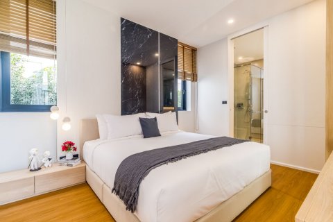 Villa in Bang Tao, Thailand 5 bedrooms № 74434 - photo 19
