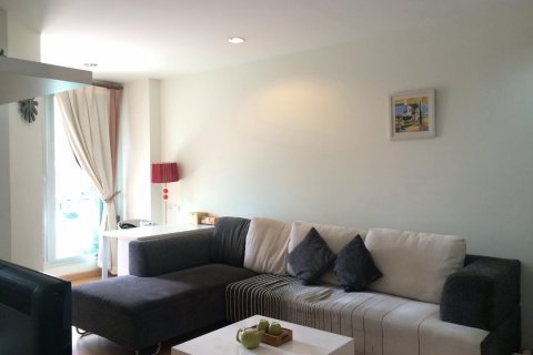 Condominio de 1 dormitorio en Bangkok, Tailandia № 144065 - foto 2
