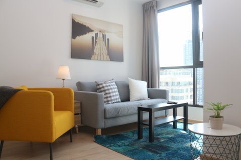 Condominio de 2 dormitorios en Phaya Thai, Bangkok, Tailandia № 144064 - foto 2