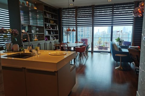 Condo in Bangkok, Thailand, 3 bedrooms № 143515 - photo 5