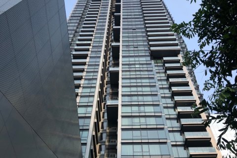 Condo in Bangkok, Thailand, 3 bedrooms № 143515 - photo 16