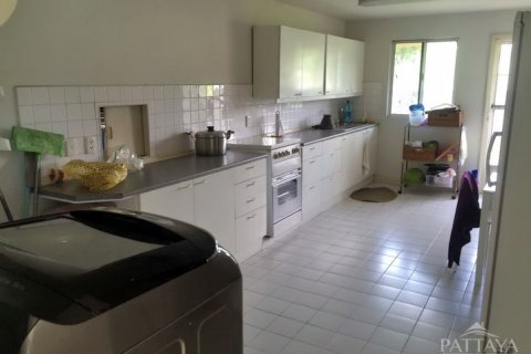 Casa de 5 dormitorios en Pattaya, Tailandia № 100031 - foto 18