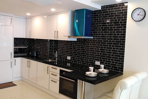 Sobre plano GRAND AVENUE RESIDENCE en Pattaya, Tailandia № 25455 - foto 9
