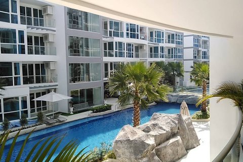 Sobre plano GRAND AVENUE RESIDENCE en Pattaya, Tailandia № 25455 - foto 2