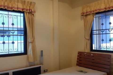 Casa de 3 dormitorios en Pattaya, Tailandia № 100032 - foto 12