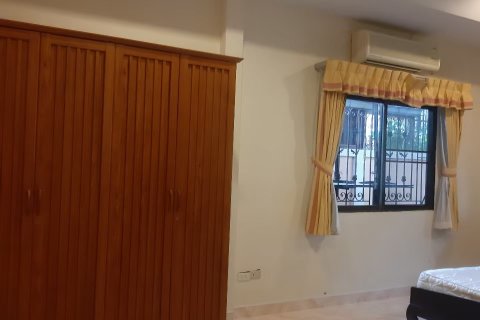 Casa de 3 dormitorios en Pattaya, Tailandia № 100032 - foto 3