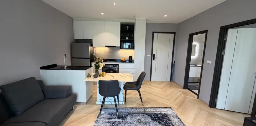 Condominio de 1 dormitorio en Bang Tao, Tailandia № 132075
