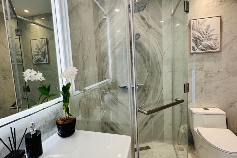 Apartamento de 2 dormitorios en Pattaya, Tailandia № 123106 - foto 12