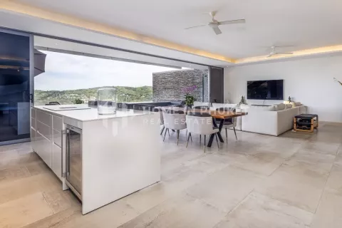Condominio de 3 dormitorios en Phuket, Tailandia № 131536 - foto 9