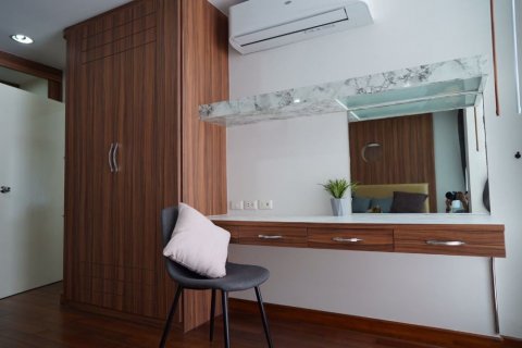 Condominio de 2 dormitorios en Watthana, Bangkok, Tailandia № 100045 - foto 9