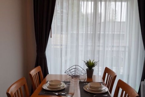 Condominio de 2 dormitorios en Watthana, Bangkok, Tailandia № 100045 - foto 3