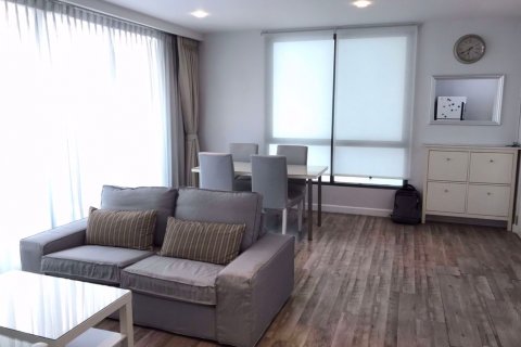 Condo in Watthana, Bangkok, Thailand, 2 bedrooms  № 100048
