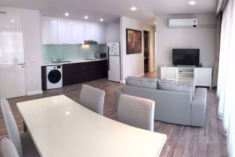 Condo in Watthana, Bangkok, Thailand, 2 bedrooms  № 100048 - photo 6
