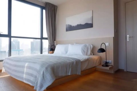 Condominio de 2 dormitorios en Ratchathewi, Bangkok, Tailandia № 100044 - foto 4