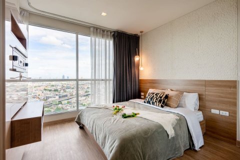 Condo in Bangkok, Thailand, 3 bedrooms  № 130477