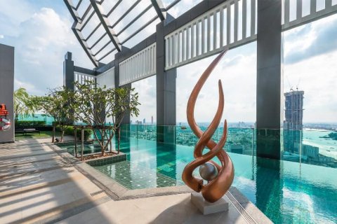 Condominio de 3 dormitorios en Bangkok, Tailandia № 130477 - foto 19