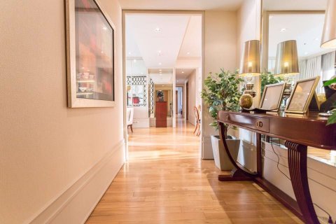Sobre plano Millennium Residence en Bangkok, Tailandia № 36648 - foto 11