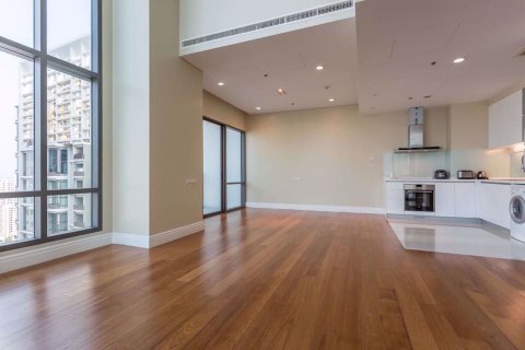 Duplex in Bright Sukhumvit 24, Bangkok, Thailand 3 Schlafzimmer № 77792