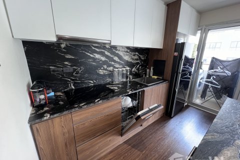 Condominio de 1 dormitorio en Yan Nawa, Bangkok, Tailandia № 123820 - foto 10