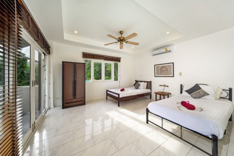 Casa de 4 dormitorios en Ko Samui, Tailandia № 123825 - foto 11