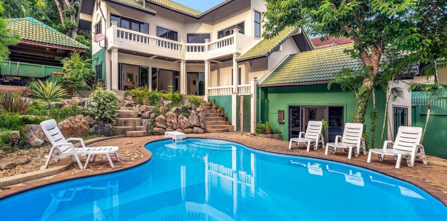 Casa de 4 dormitorios en Ko Samui, Tailandia № 123825