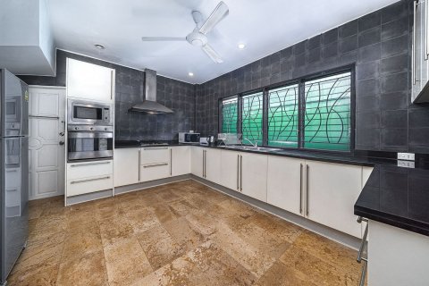 Casa de 4 dormitorios en Ko Samui, Tailandia № 123825 - foto 12