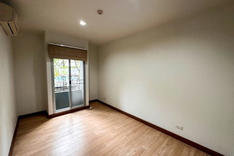 Condominio de 2 dormitorios en Bangkok, Tailandia № 110971 - foto 16