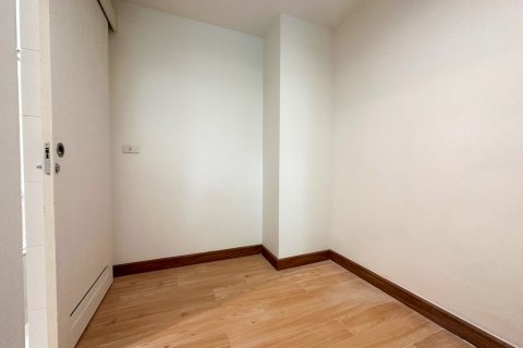 Condominio de 2 dormitorios en Bangkok, Tailandia № 110971 - foto 12
