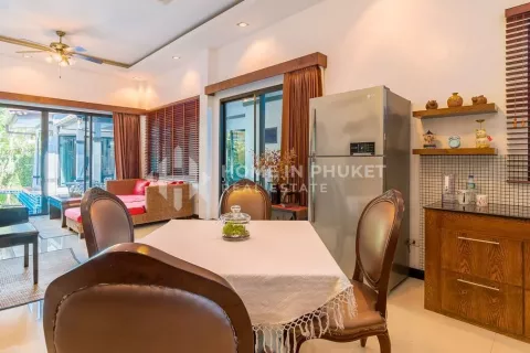 Casa de 3 dormitorios en Chalong, Tailandia № 130978 - foto 9