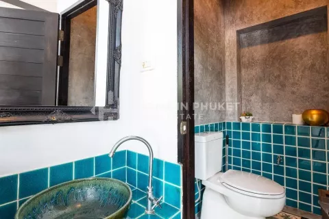 Casa de 3 dormitorios en Chalong, Tailandia № 130978 - foto 24