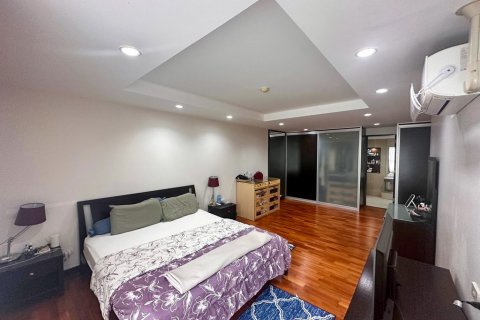 Condominio de 3 dormitorios en Bangkok, Tailandia № 104389 - foto 8