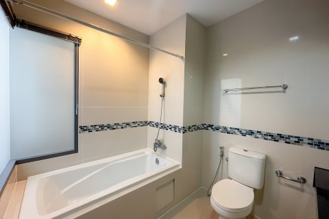 Eigentumswohnung in Bangkok, Thailand, 1 Schlafzimmer  № 104391 - Foto 12