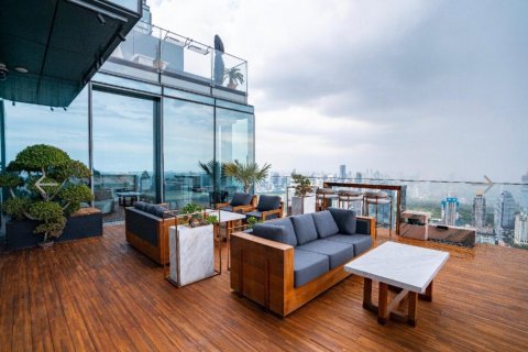 Condominio de 3 dormitorios en Bang Rak, Bangkok, Tailandia № 123736 - foto 19
