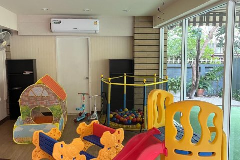 คอนโดมิเนียมในกรุงเทพฯ, ประเทศไทย, 3 ห้องนอน № 123735 - รูปถ่าย 15
