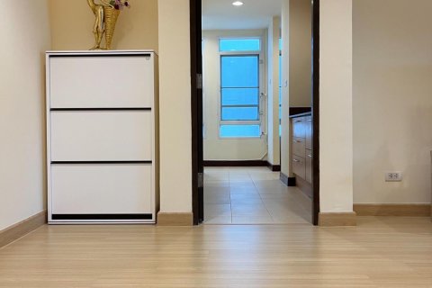 คอนโดมิเนียมในกรุงเทพฯ, ประเทศไทย, 3 ห้องนอน № 123735 - รูปถ่าย 8